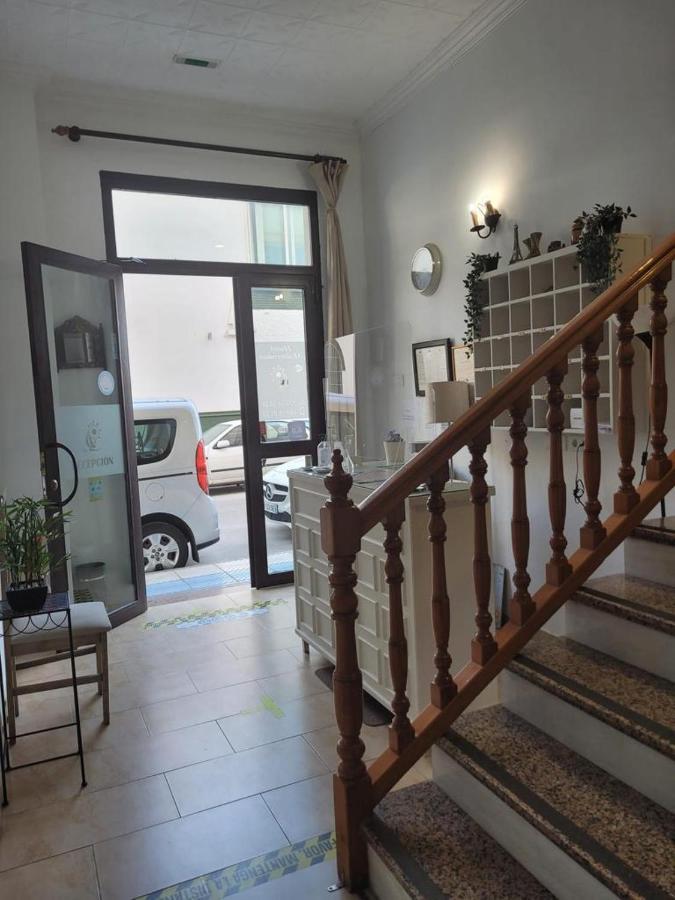 Hostal Mediterraneo Torre Del Mar Exterior foto