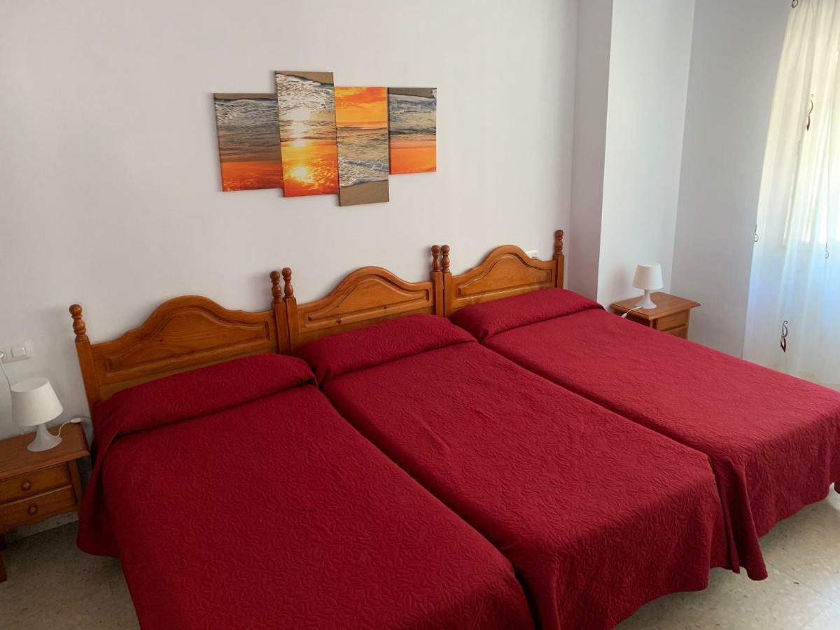 Hostal Mediterraneo Torre Del Mar Exterior foto